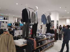 -优衣库(南京建邺万达广场店)