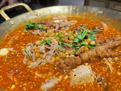 -张翻越·川渝冒菜·武汉黑鸭煲(城北万象城店)