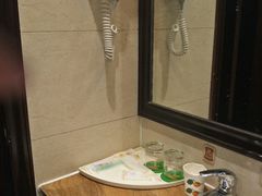 -维也纳酒店(深圳机场店)
