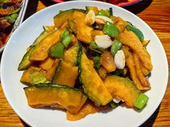 -柴窝堡22号辣子鸡·传承新疆菜