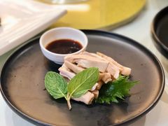 -HOMES上海本帮菜(襄阳公园店)