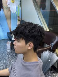 -藤野造型专业烫染接发