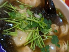 -陈寔包子王·卤煮小肠·京味小吃(龙潭店)