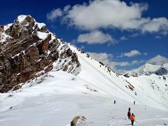-天山神秘大峡谷