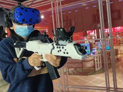 -VR+乐园·VR电竞·家庭亲子·密室逃脱·轰趴团建