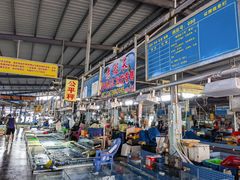 -霞涌市场海鲜摆卖区