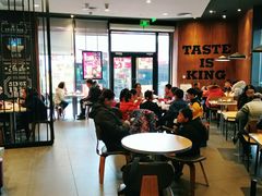 大堂-汉堡王(徐汇绿地缤纷店)