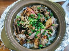 四拼煲仔饭-崖口煲仔饭