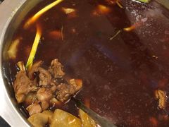 -冯记香辣兔火锅(茶店子总店)
