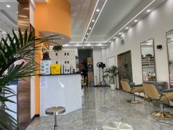 -V8潮牌·接发烫染连锁