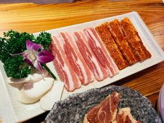 双色五花肉-万兴佳烤肉·长白山老味道(宏泰广场店)