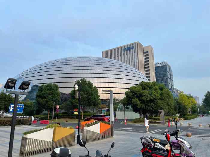 苏州保利大剧院-"端午带着小妞妞来保利大剧院看了一场葫芦娃.