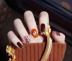 -兔猫ToMoreNails美甲美睫