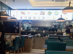 -香港新曜记茶餐厅(万泰城店)