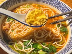 辣肉面-沪西老弄堂面馆(定西路店)