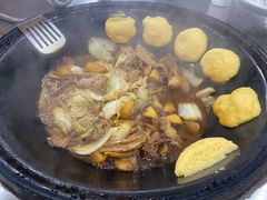 -粘豆包柴火铁锅炖