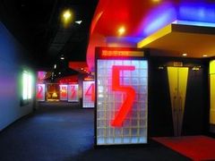 -SFC上影影城(港汇永华IMAX激光店)