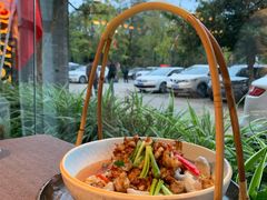 沸腾岩蛙-樽宴酒楼·地道川菜·品质宴请