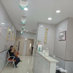 -新生植发·植养护一体