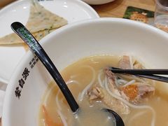 -蒙自源米线大王(宝安尖岗山店)