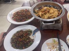 -湖南人家湘菜馆(镇江路店)