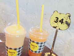 -莓园冰淇淋店