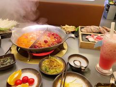 -湊湊火锅·茶憩(南京万象天地店)