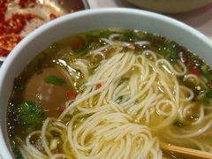 -全家福米线