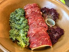 乳酸菌大盆牛肉-手选潮汕鲜活牛肉火锅(二七广场店)