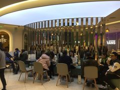 -奈雪的茶(亨特国际广场店)