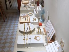 -LADY FAFA(巨鹿路陕西南路路口店)