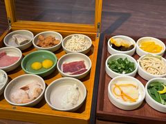 -良米山·云南野生菌过桥米线(上海首店)