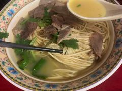 -金杨拉面王小吃面馆·牛三宝面·红烧牛肉粉