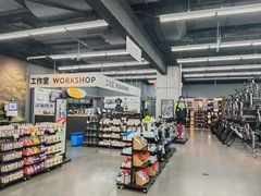 -迪卡侬(越秀公园店)