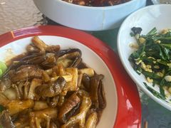 -赶海部落海鲜城(海阳路店)