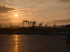 -东港音乐喷泉广场