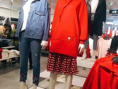 -H&M(天一广场店)