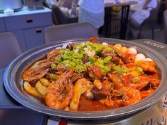 -徐记小怪兽肉蟹煲店(哈西万达金街店)