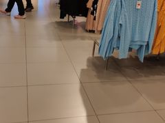 -H&M(华润万象城店)