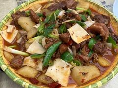 -壹阁胡羊焖饼(特色小吃街店)