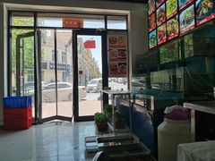 门面-1910老鲁味海鲜·戳子肉·青岛菜(金沙滩店)