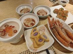 -雍和会海鲜姿造自助(湖东路店)