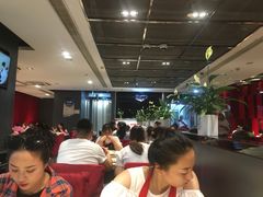 等位区-海底捞火锅(武胜路凯德广场店)