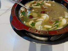-牛得很·鲜牦牛肉烧烤·牛羊肉菌汤锅(康定店)