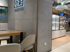 用餐区-奈雪的茶(大梅沙8号仓店)