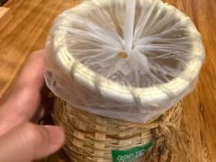 -云阿蛮云南生烫牛肉米线(奉贤路店)