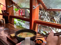 -银米·云南传统过桥米线(双廊黑金冠店)