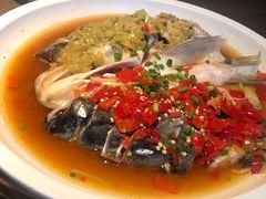 开胃鱼头王-童年小筑餐厅(申花路店)