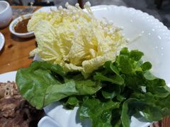 -五指山生态小黄牛(皮皮虾海鲜广场店)