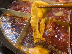 -岗上渣渣老火锅(两路口店)